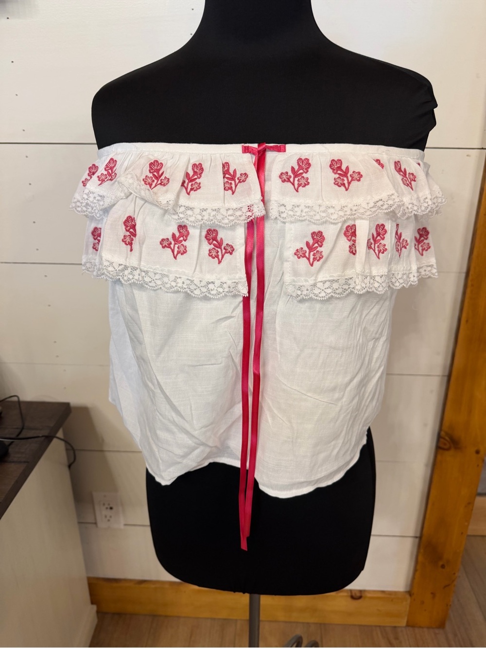 Francesca's White Strapless Ruffle Linen Top